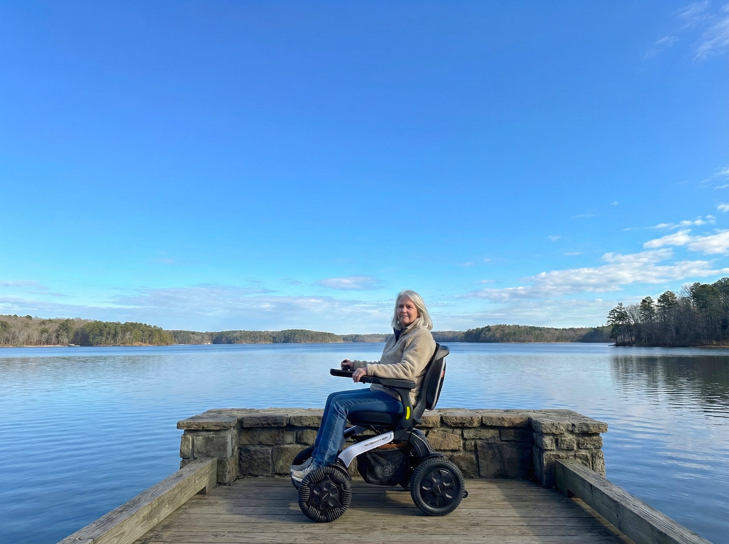 Robooter E60 Pro real life photo